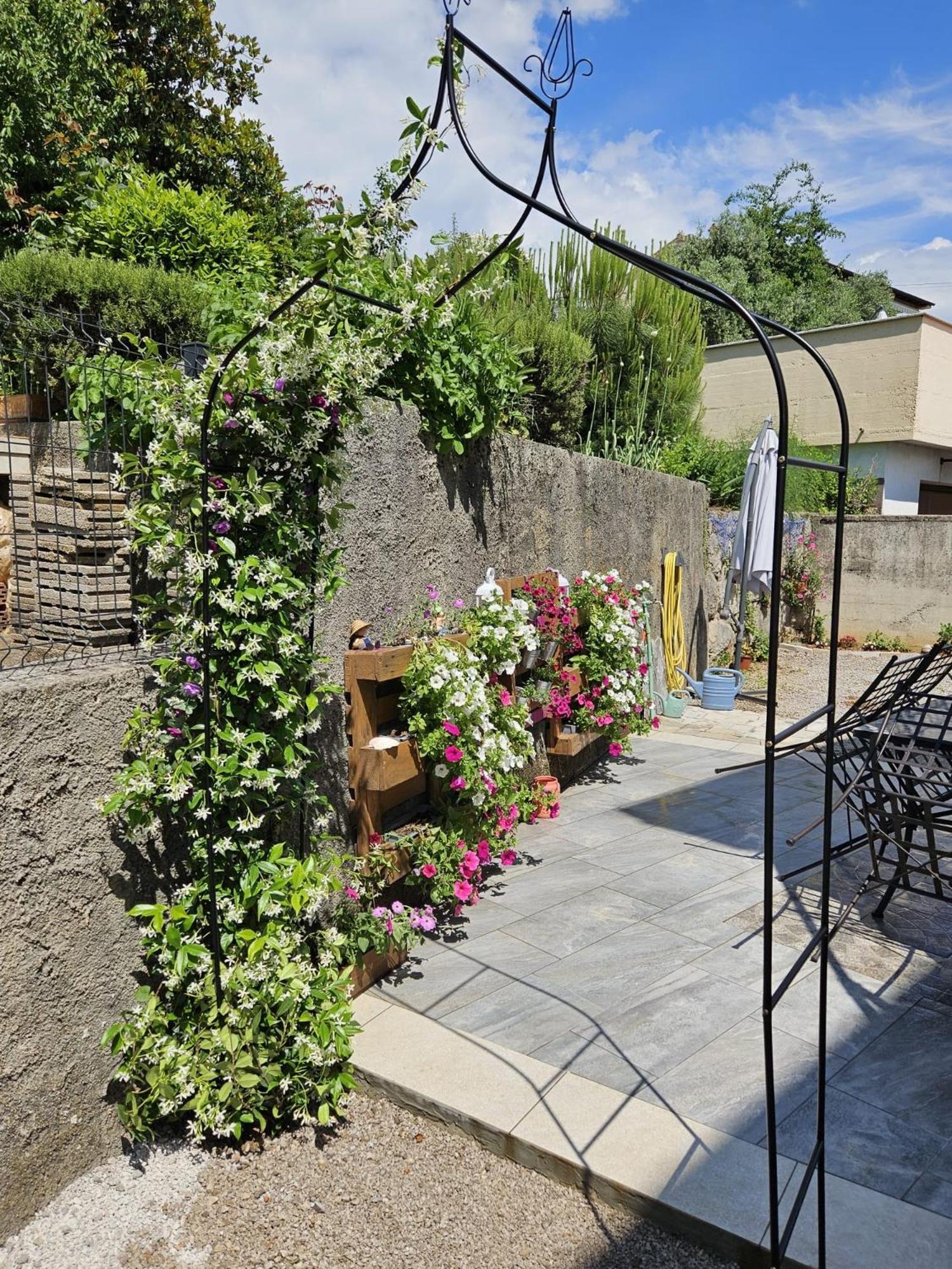Villa Fantasea Opric Exterior foto